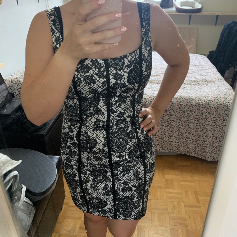 Guess party dress